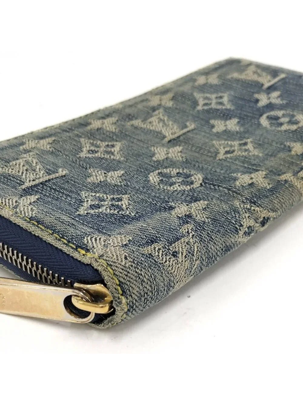 Louis Vuitton Zippy Wallet Monogram Denim